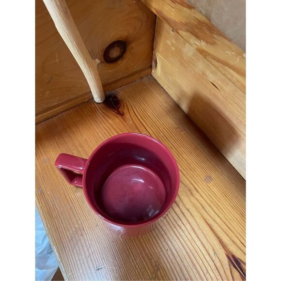 Starbucks Valentine 2021 Red Embossed Heart Ceramic Mug 16 oz - Picture 3 of 4